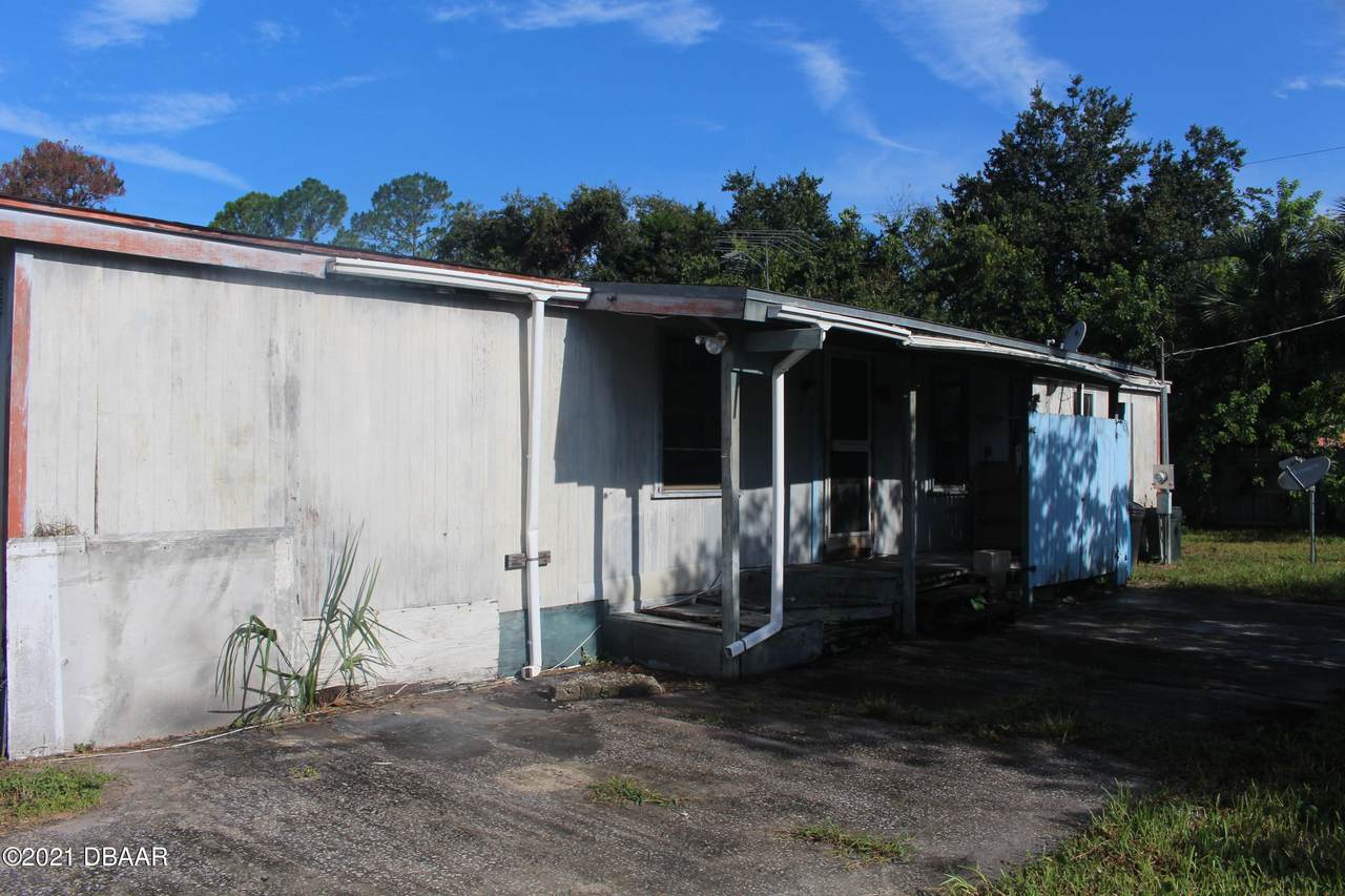 1132 Ave H - Photo 1