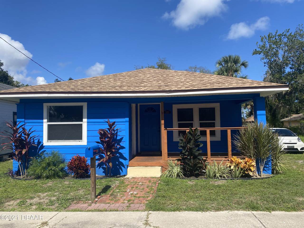563 Charlovix Street - Photo 1
