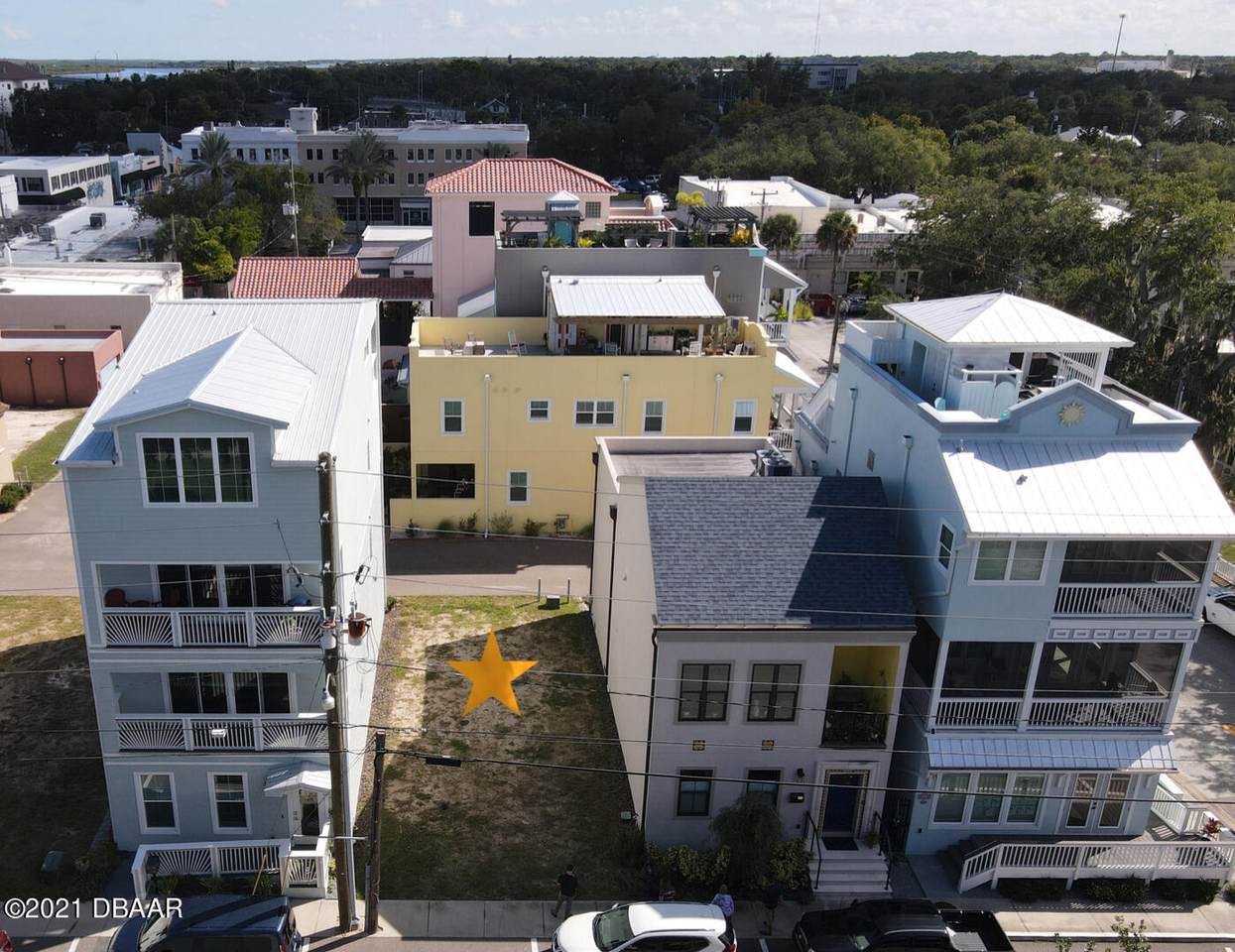 142 Julia Street - Photo 1