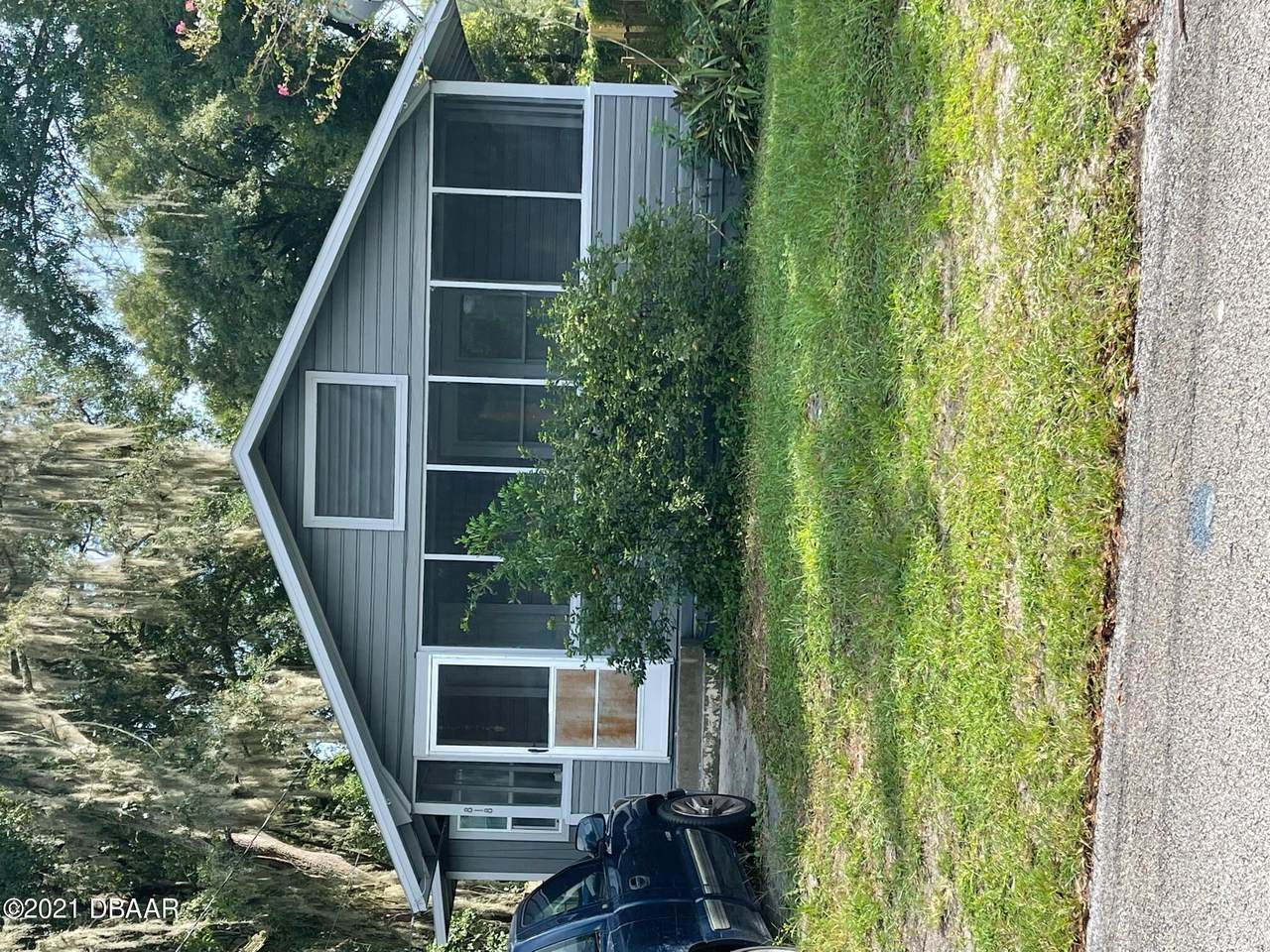 818 Montreville Avenue - Photo 1
