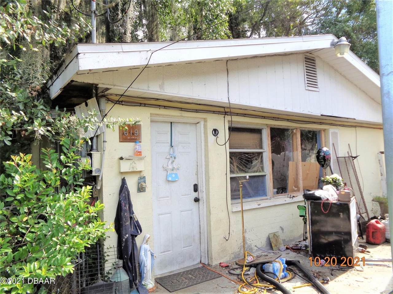 619 Clark Street - Photo 1