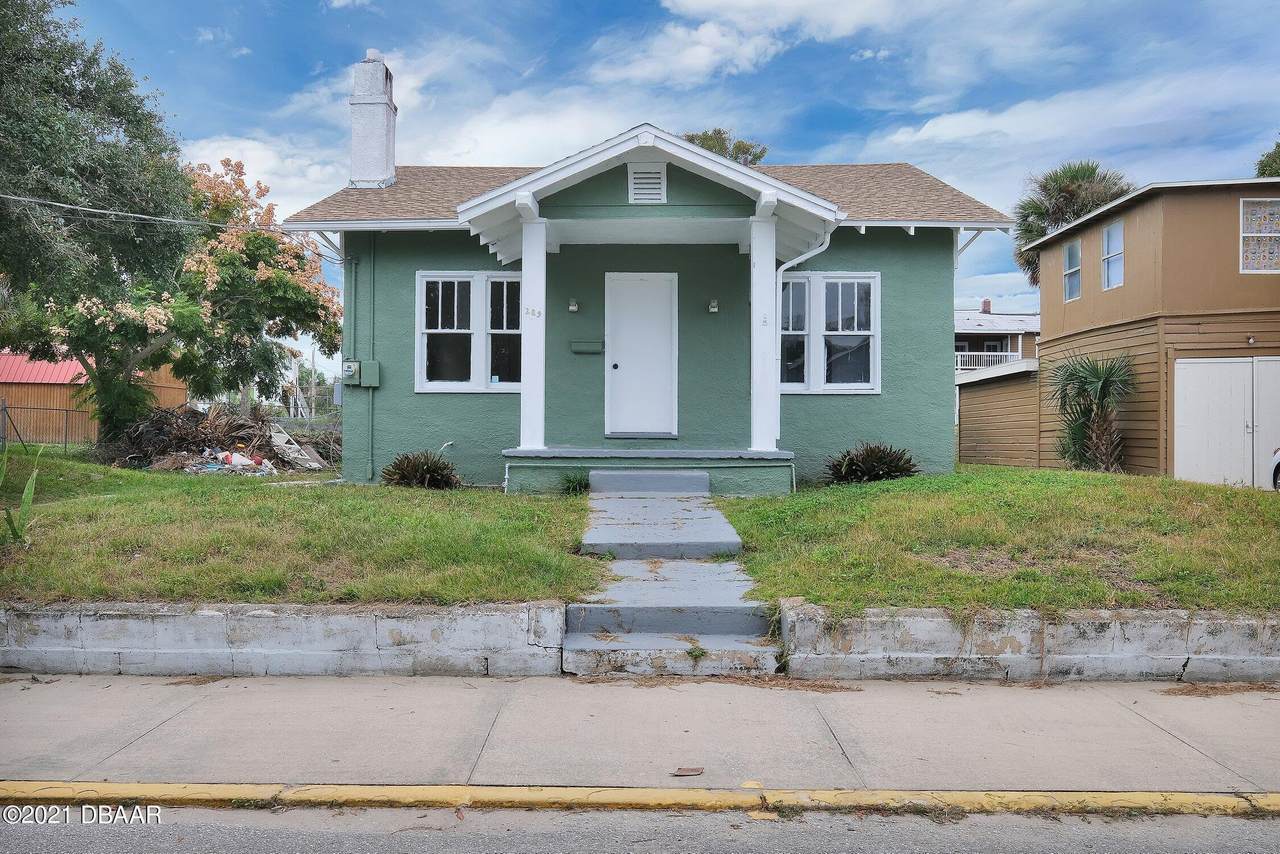 229 Hollywood Avenue - Photo 1