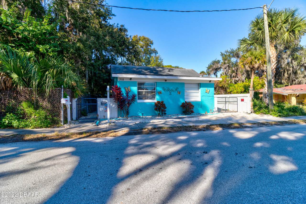 318 Palm Street - Photo 1