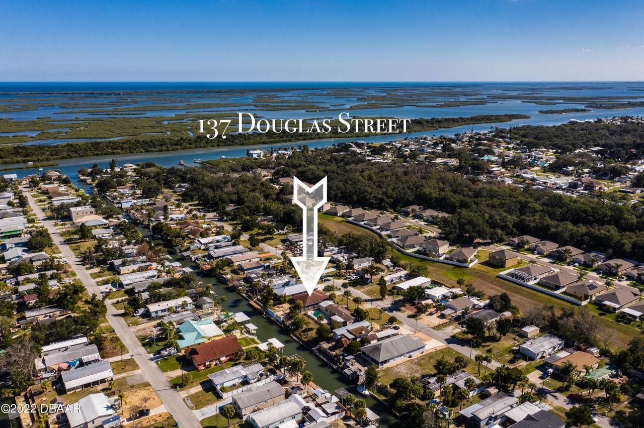 137 Douglas Street - Photo 1