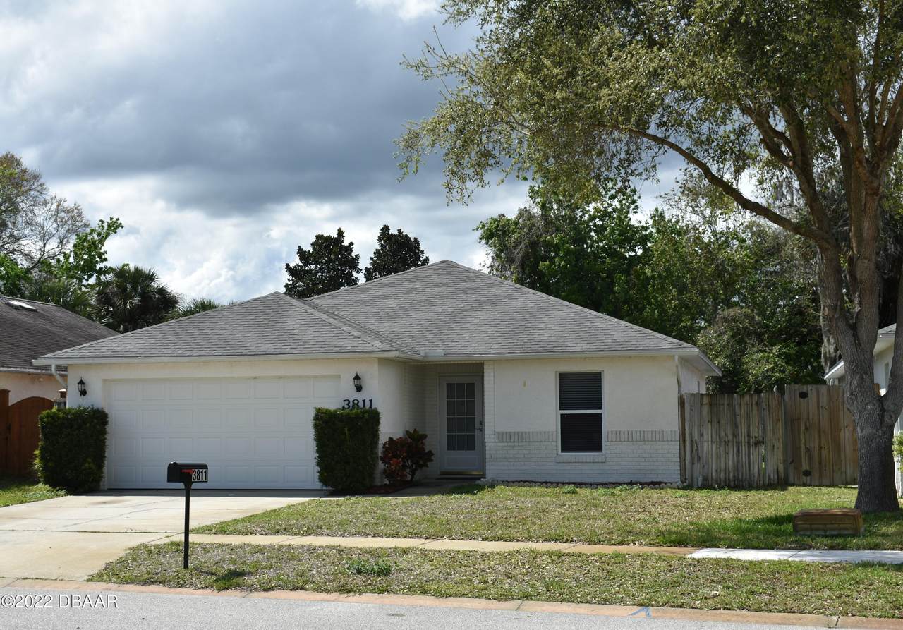 3811 Grove View Lane - Photo 1