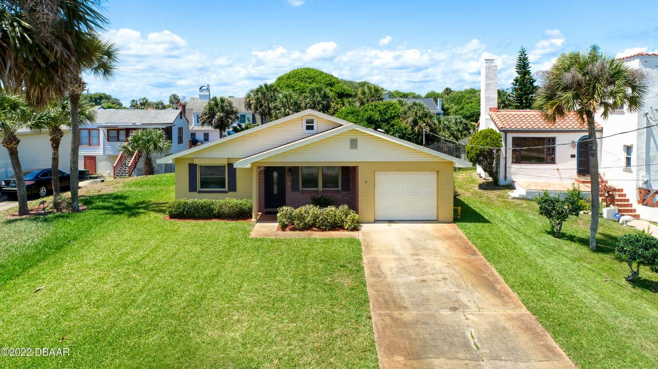 1210 Thompson Place - Photo 1