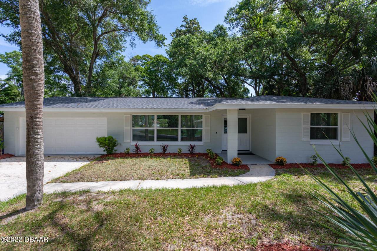 1017 Parkwood Drive - Photo 1