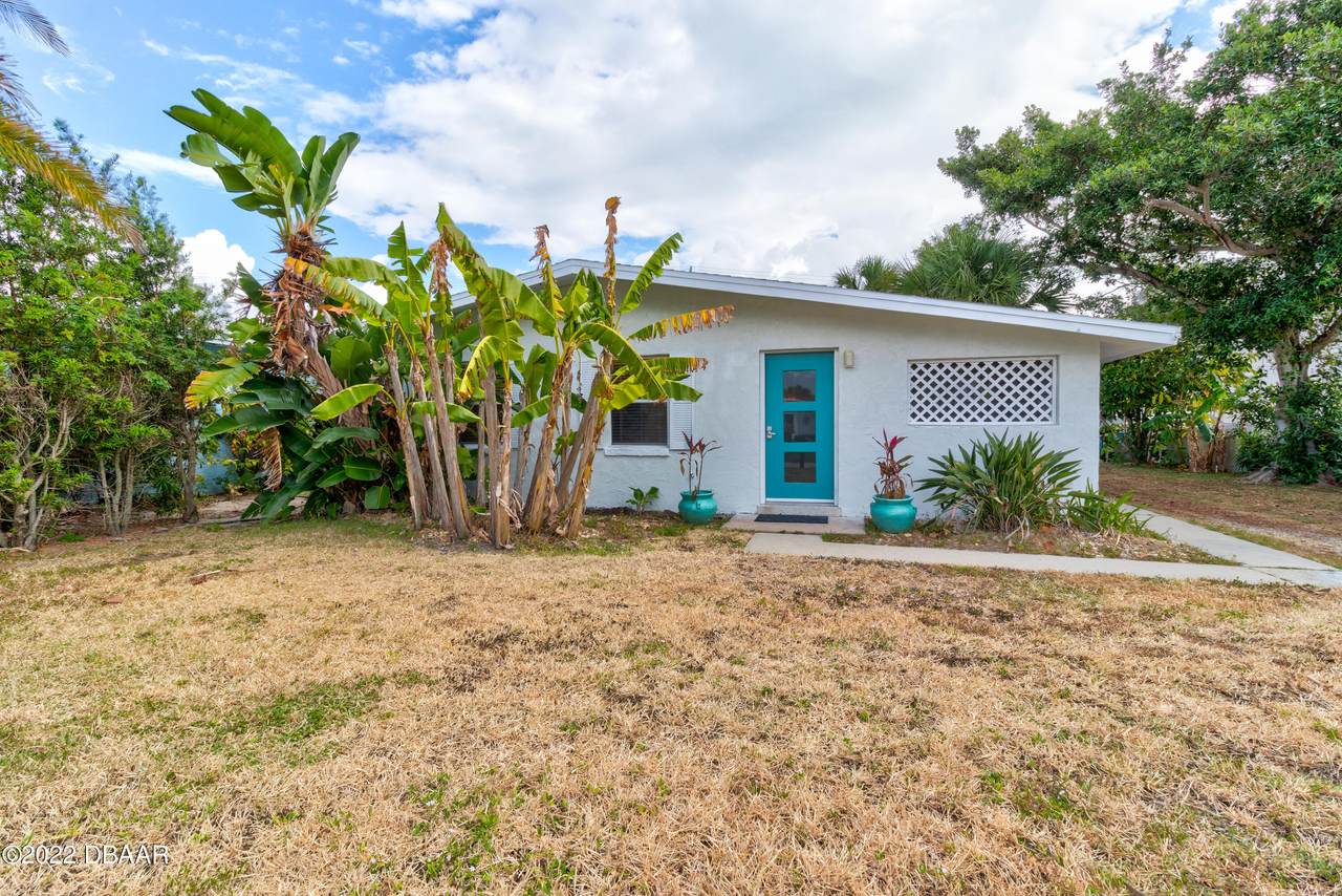 418 Lincoln Avenue - Photo 1