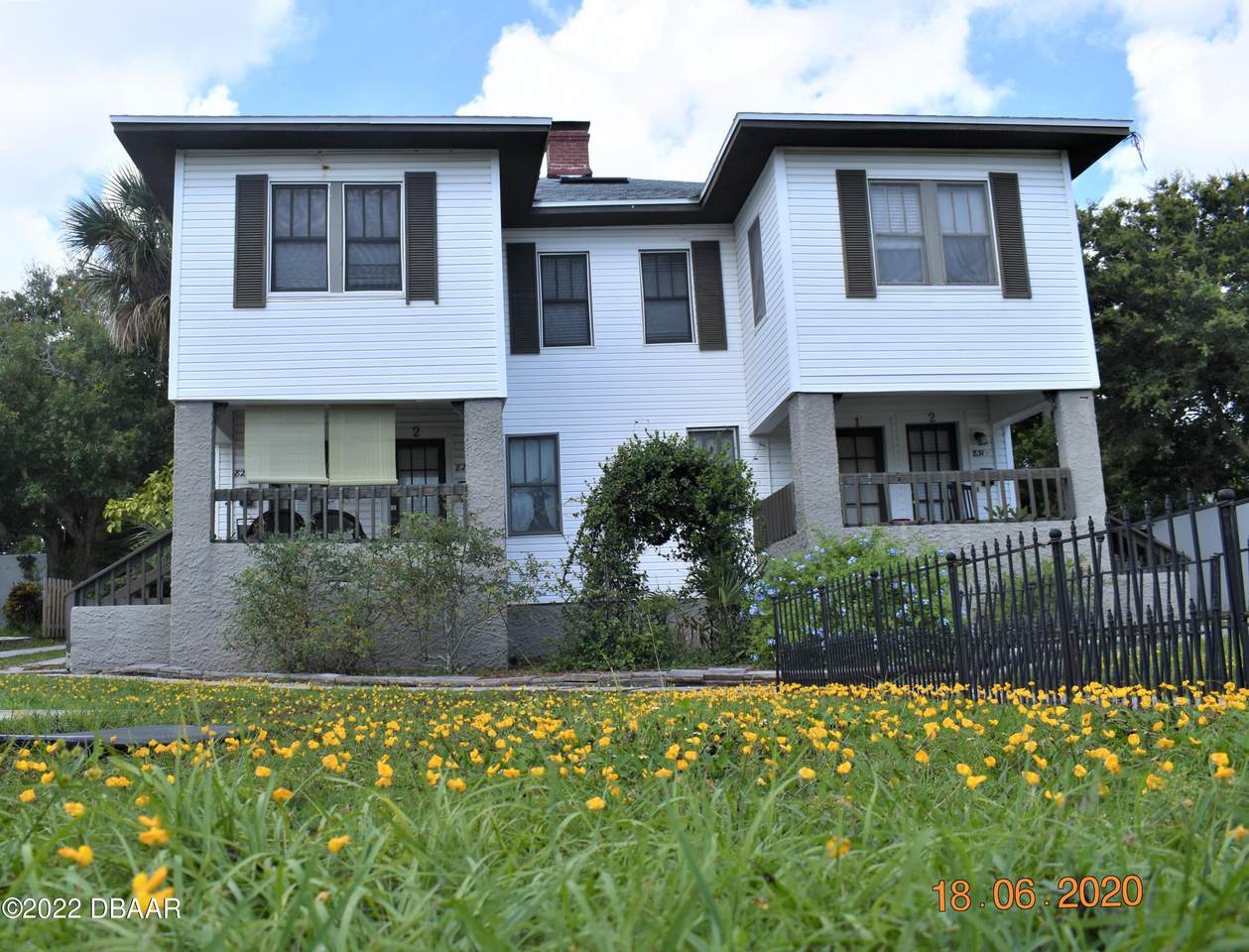 831 Oleander Avenue - Photo 1