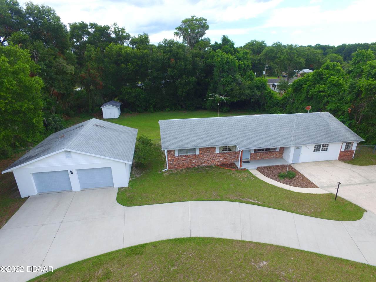 1832 Glenwood Road - Photo 1