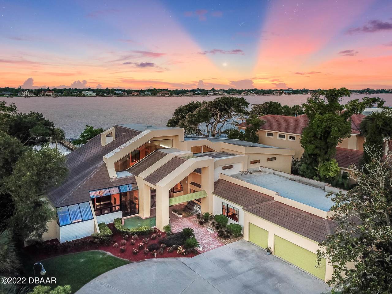 763 Beach Street - Photo 1