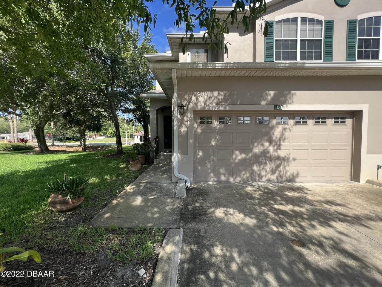 100 Grey Widgeon Court - Photo 1