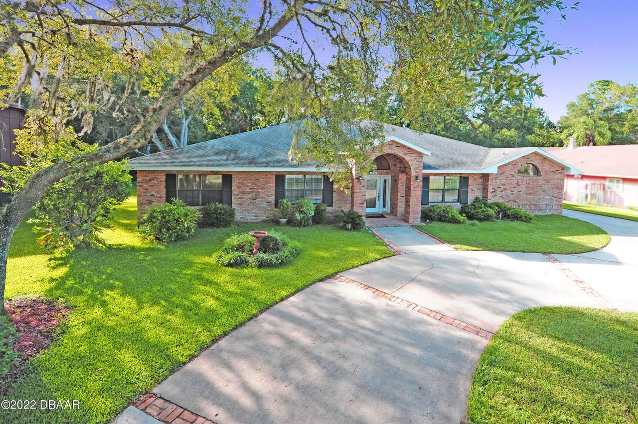 1839 Spruce Creek Boulevard - Photo 1