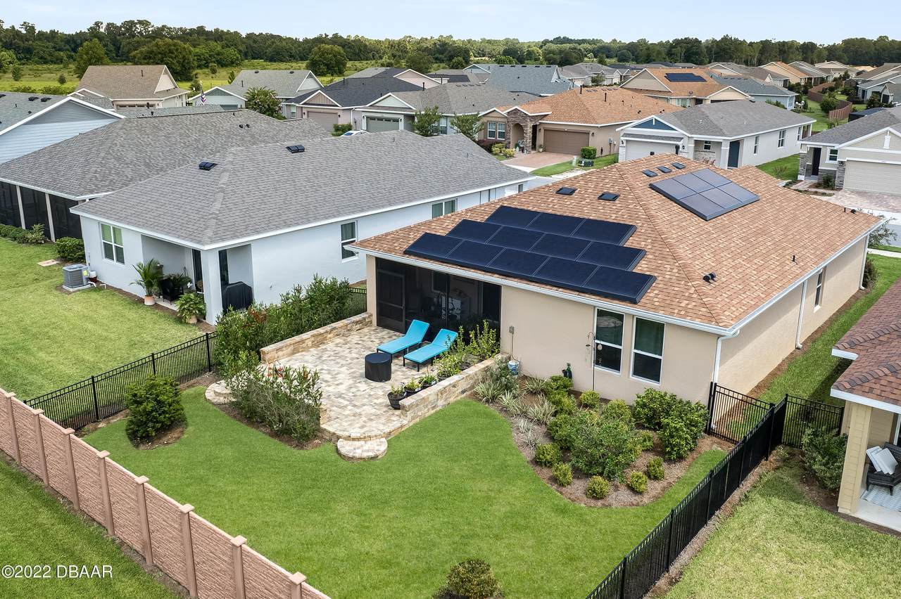 5552 Nw 40Th Loop - Photo 1