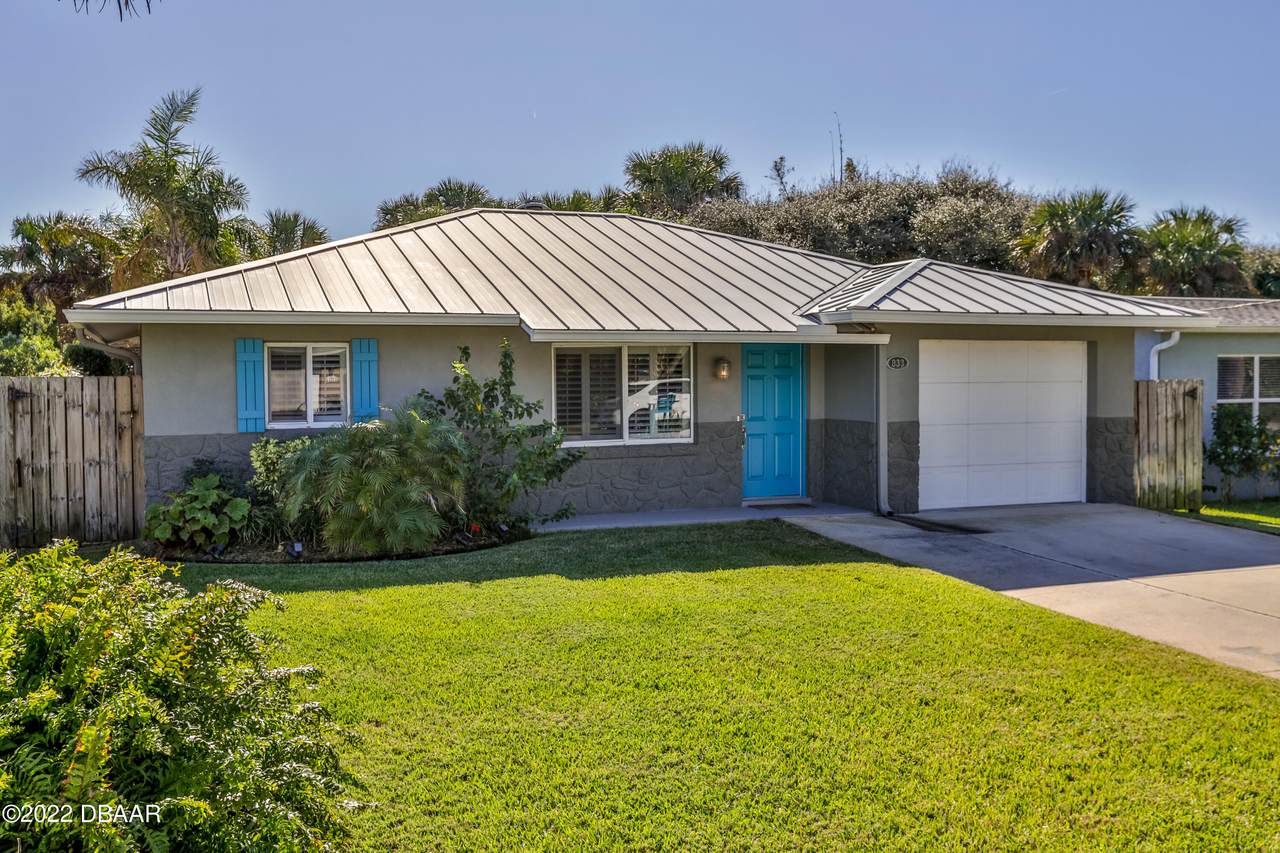 833 8th Avenue - Photo 1