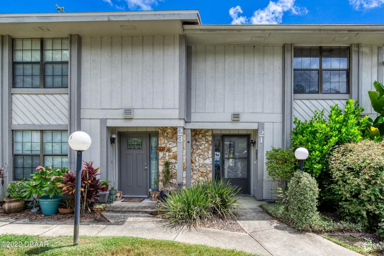 21 Oakwood Park - Photo 1
