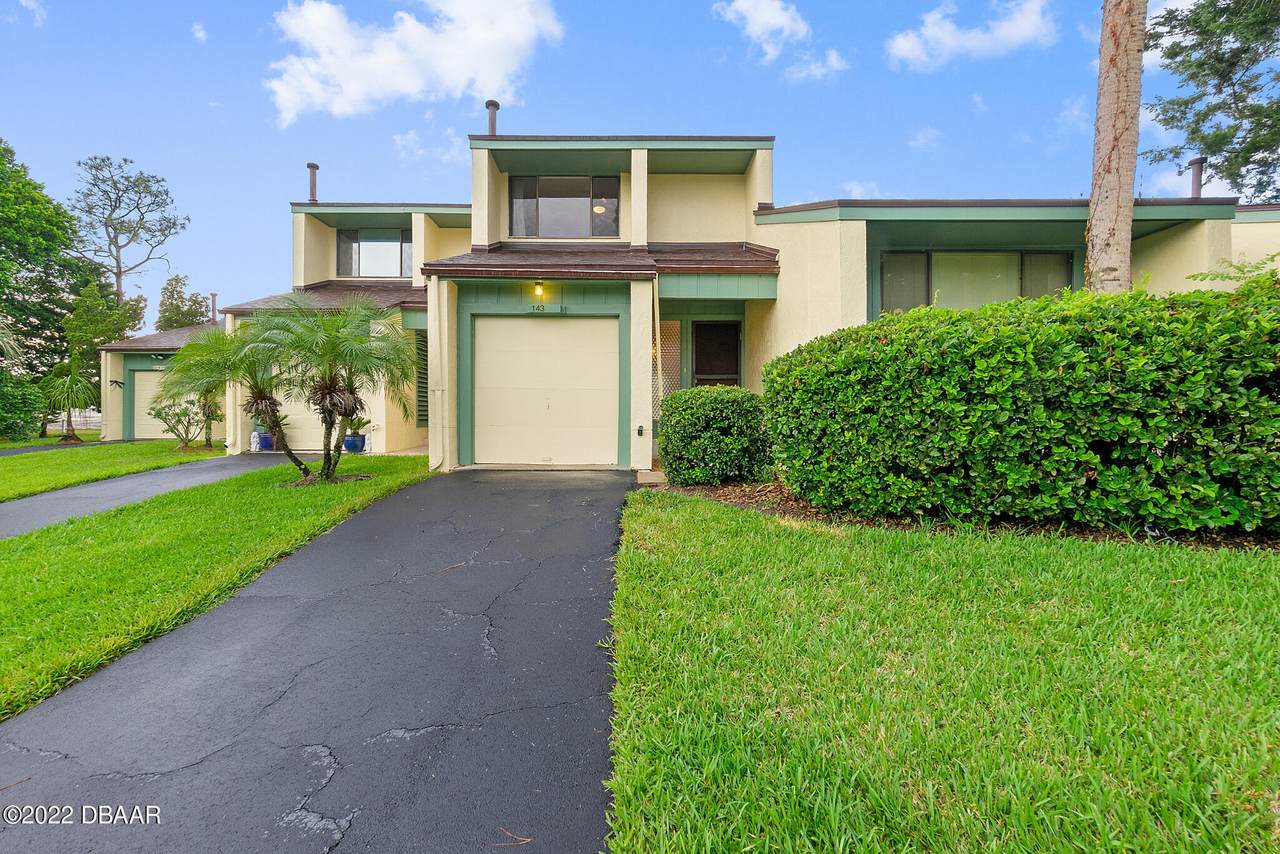 143 Club House Boulevard - Photo 1