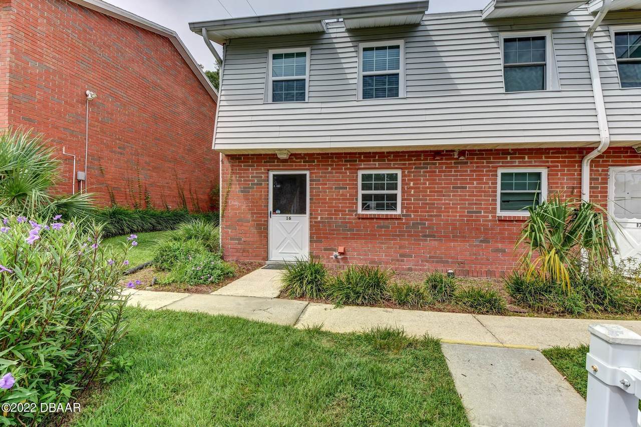 621 Indiana Avenue - Photo 1