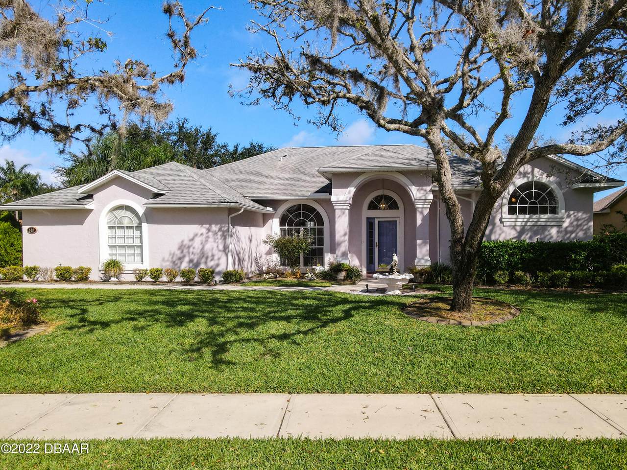 527 Sun Lake Drive - Photo 1