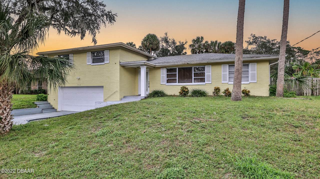 208 Pawnee Drive - Photo 1