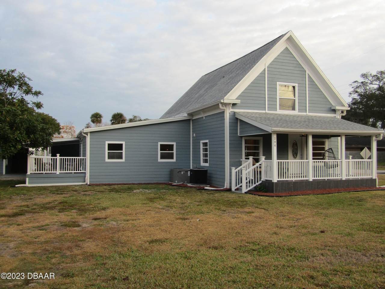 294 Lagoon Avenue - Photo 1