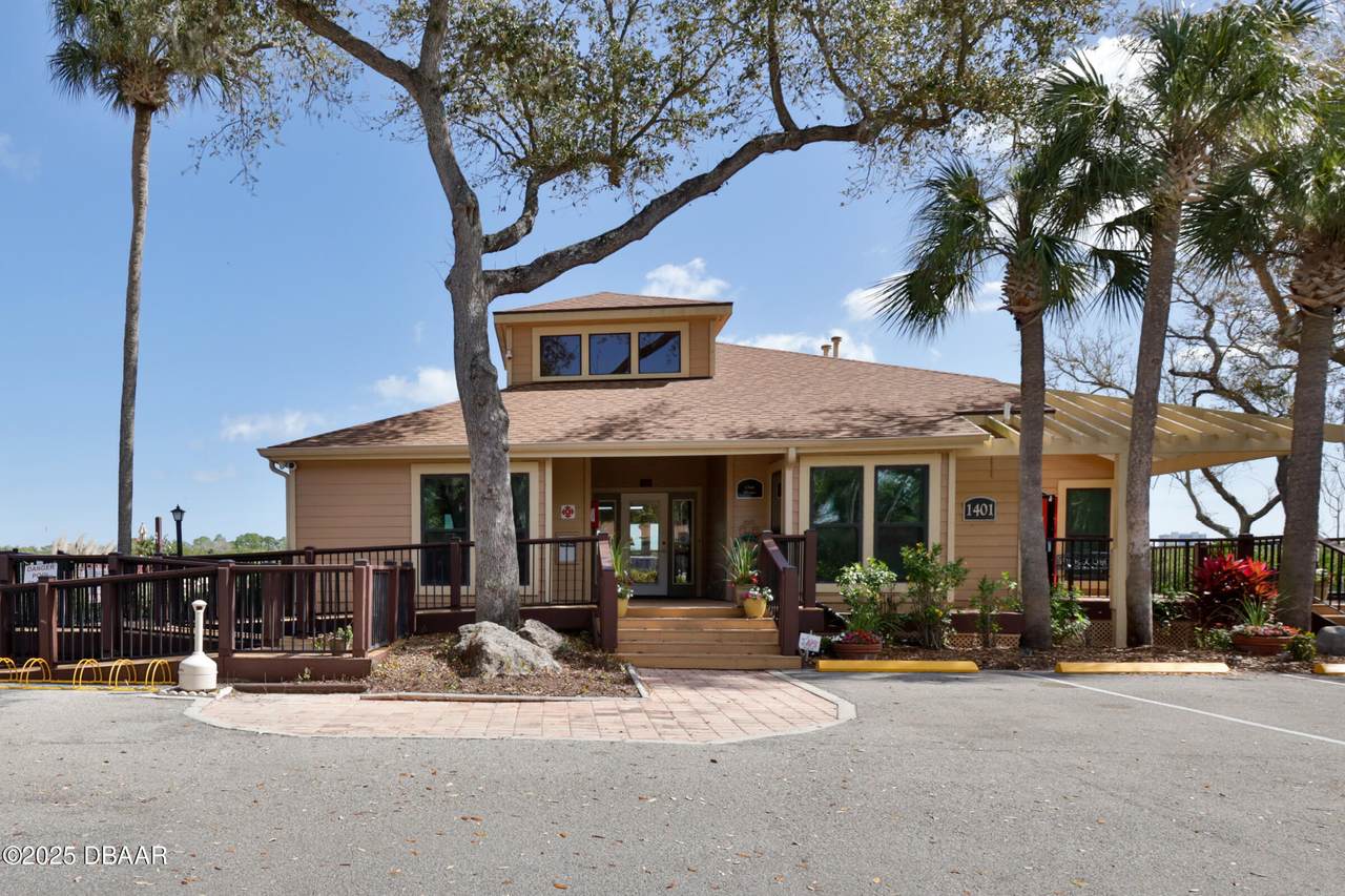 https://bt-photos.global.ssl.fastly.net/daytonabeach/1280_boomver_1_1209931-2.jpg