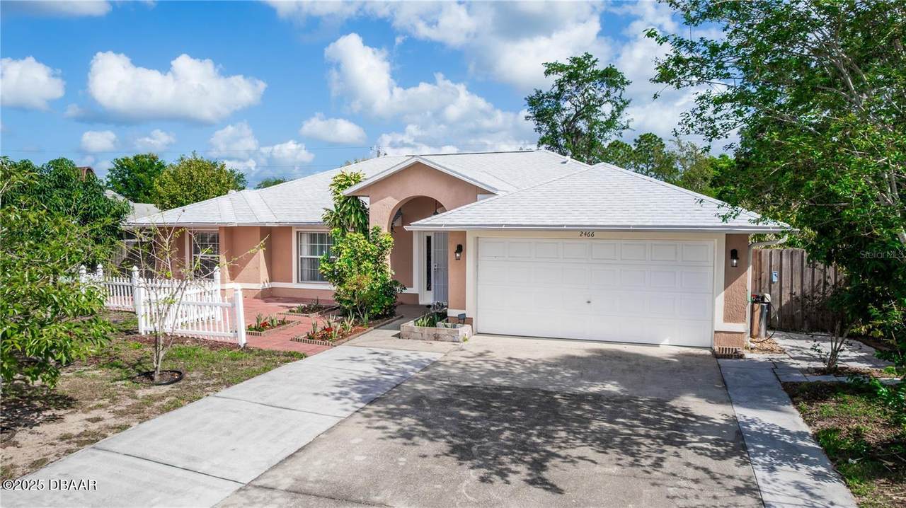 2466 Candlewick Street - Photo 1