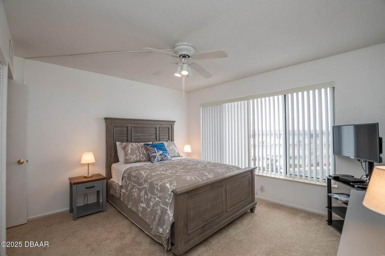 https://bt-photos.global.ssl.fastly.net/daytonabeach/1280_boomver_1_1213912-2.jpg