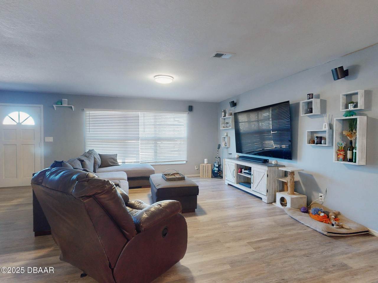 https://bt-photos.global.ssl.fastly.net/daytonabeach/1280_boomver_1_1221195-2.jpg
