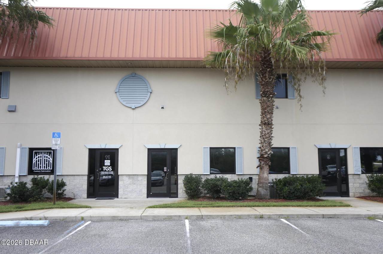 1230 U.S. 1 - Photo 1