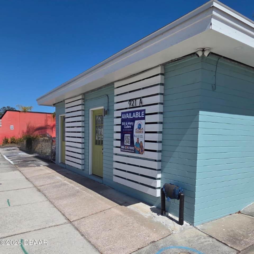 921 Ridgewood Avenue - Photo 1