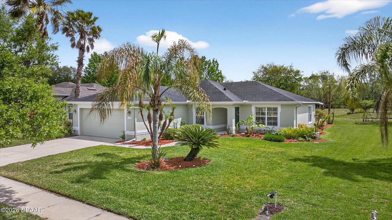 261 Bayberry Lakes Boulevard - Photo 1