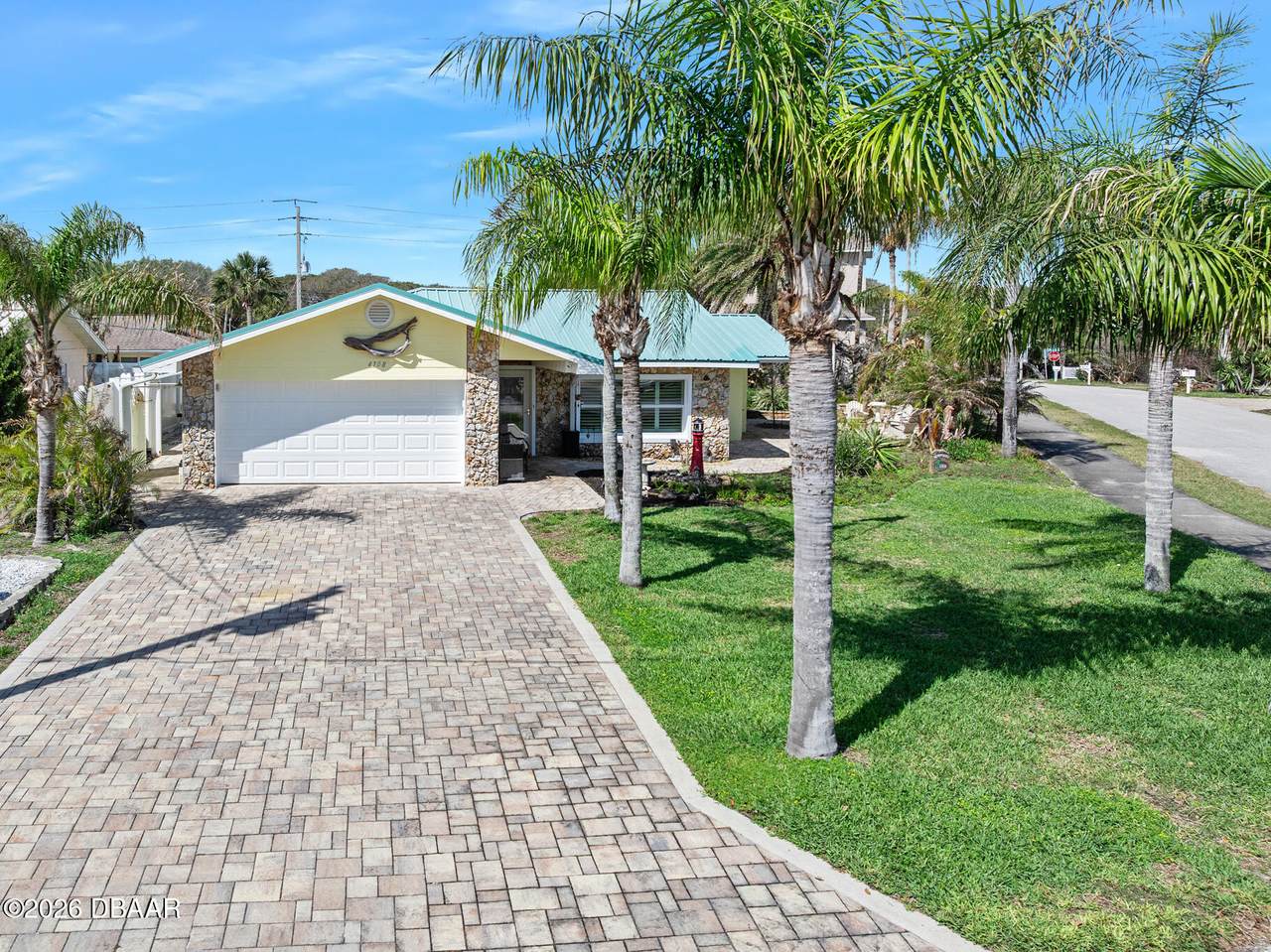 4708 Dixie Drive - Photo 1
