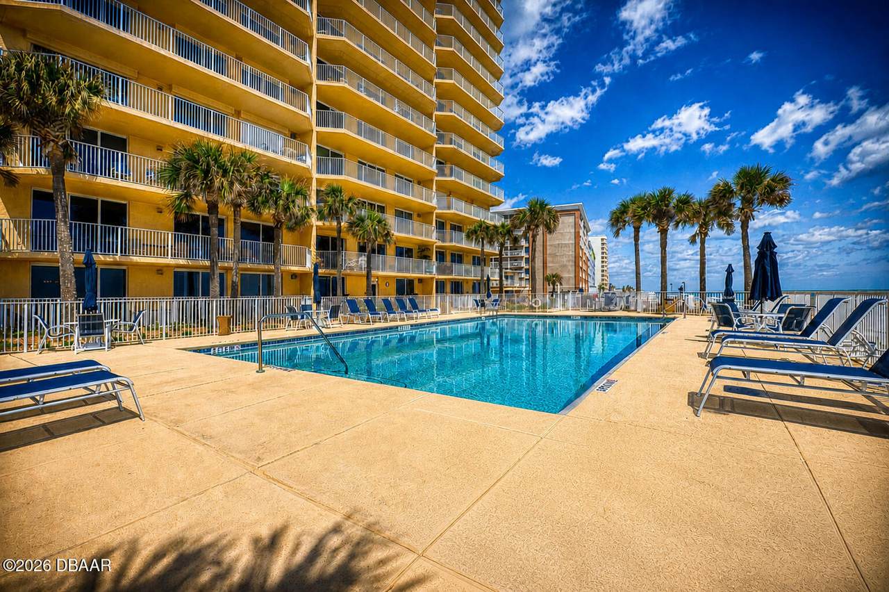 https://bt-photos.global.ssl.fastly.net/daytonabeach/1280_boomver_1_1225972-2.jpg
