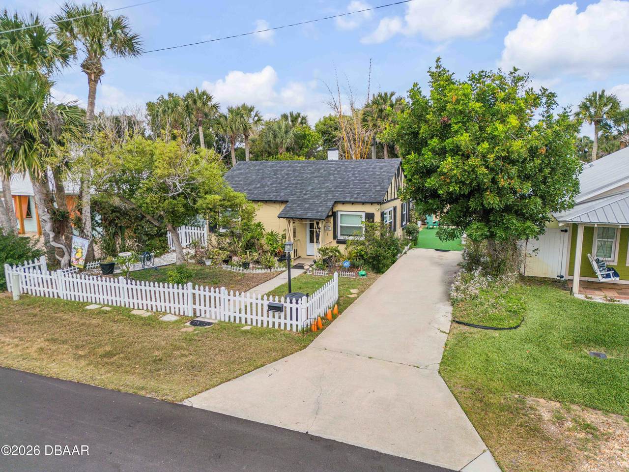 204 Condict Drive - Photo 1