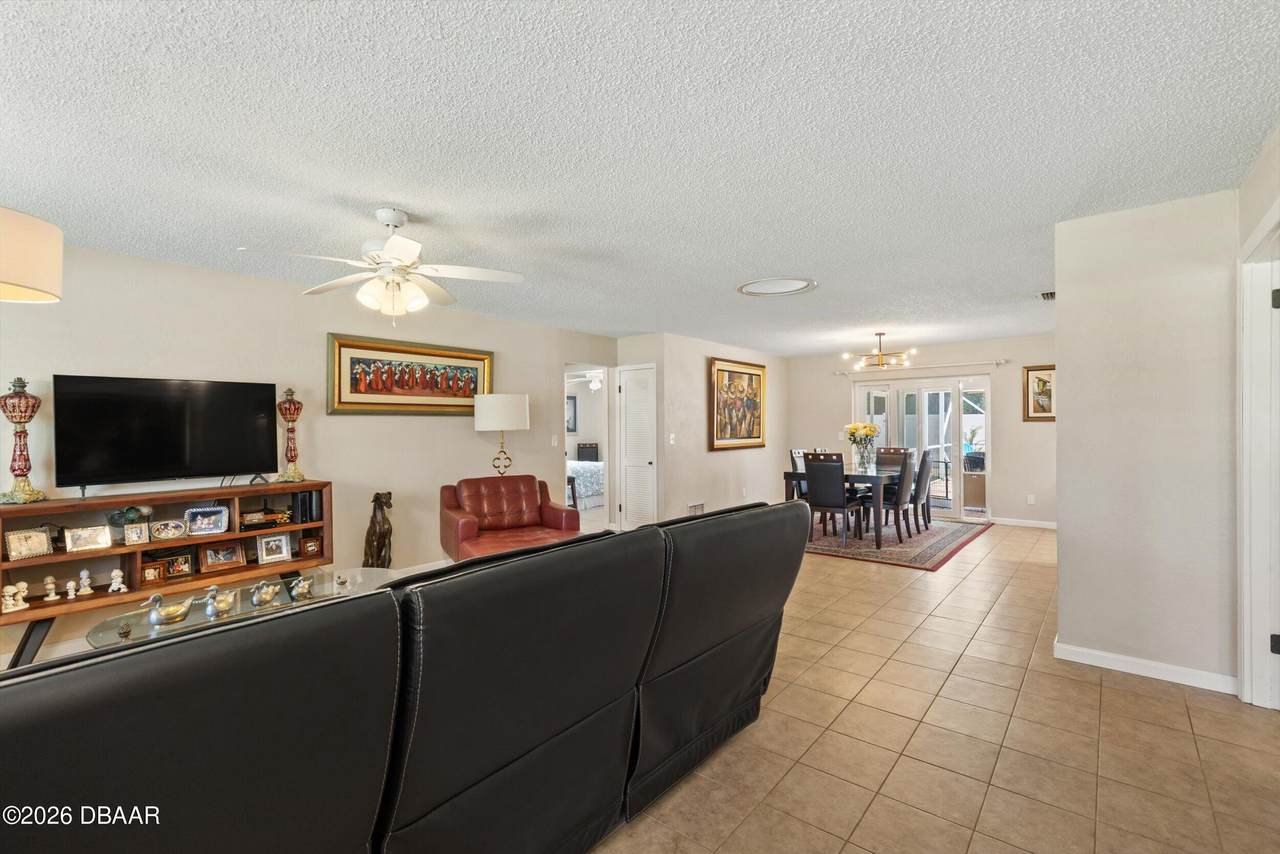 https://bt-photos.global.ssl.fastly.net/daytonabeach/1280_boomver_1_1226534-2.jpg