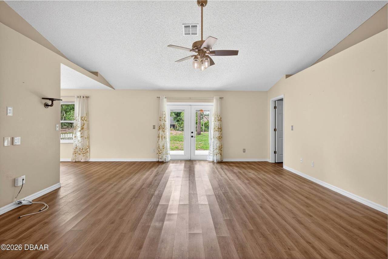 https://bt-photos.global.ssl.fastly.net/daytonabeach/1280_boomver_1_1226978-2.jpg