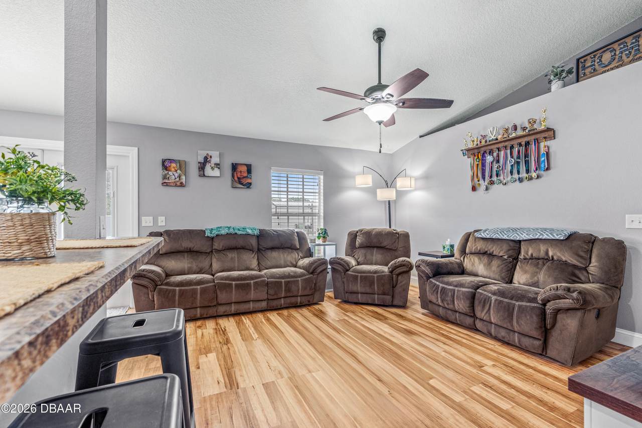 https://bt-photos.global.ssl.fastly.net/daytonabeach/1280_boomver_1_1227129-2.jpg