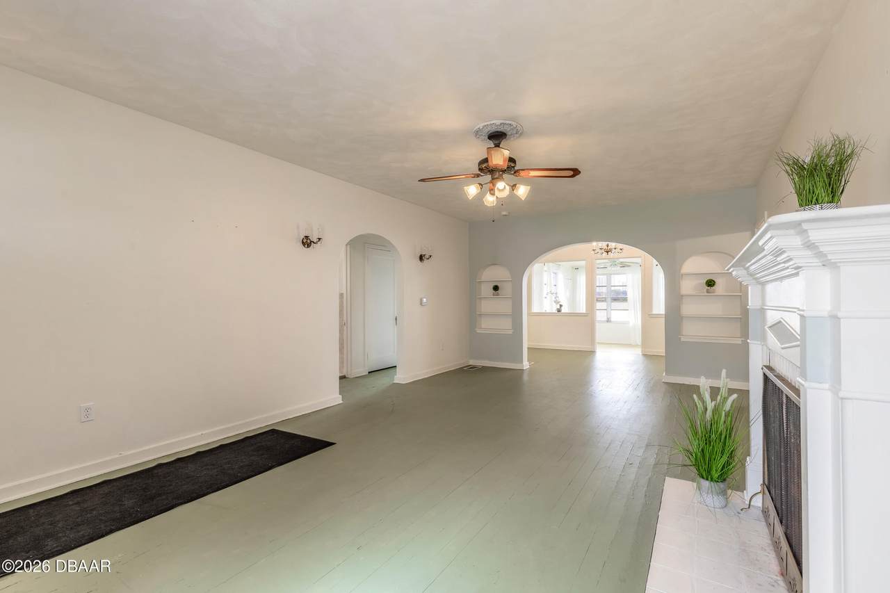 https://bt-photos.global.ssl.fastly.net/daytonabeach/1280_boomver_1_1227706-2.jpg