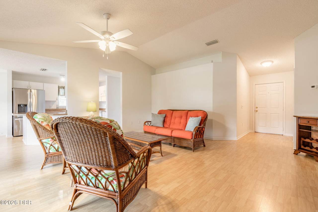 https://bt-photos.global.ssl.fastly.net/daytonabeach/1280_boomver_1_1230221-2.jpg