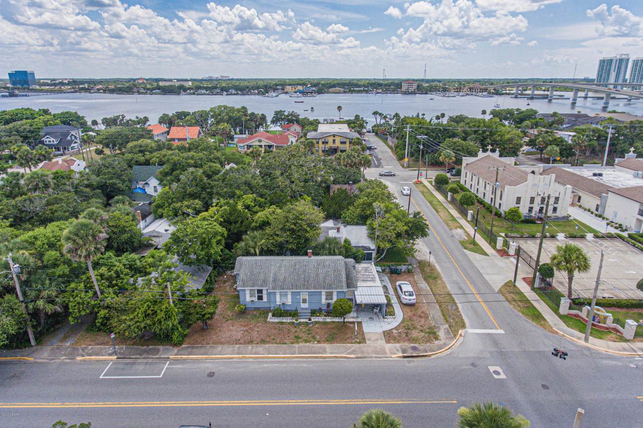 243 Peninsula Drive - Photo 1