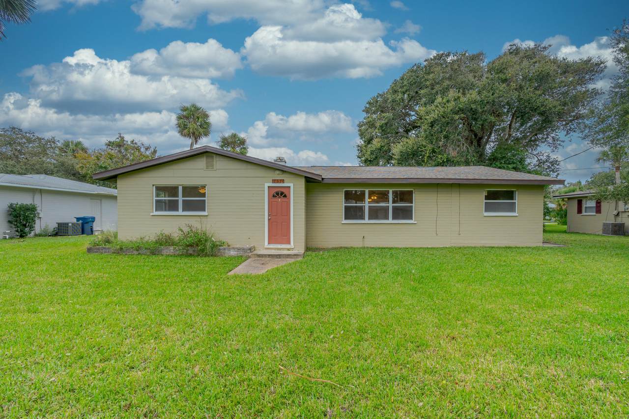 1450 John Anderson Drive - Photo 1
