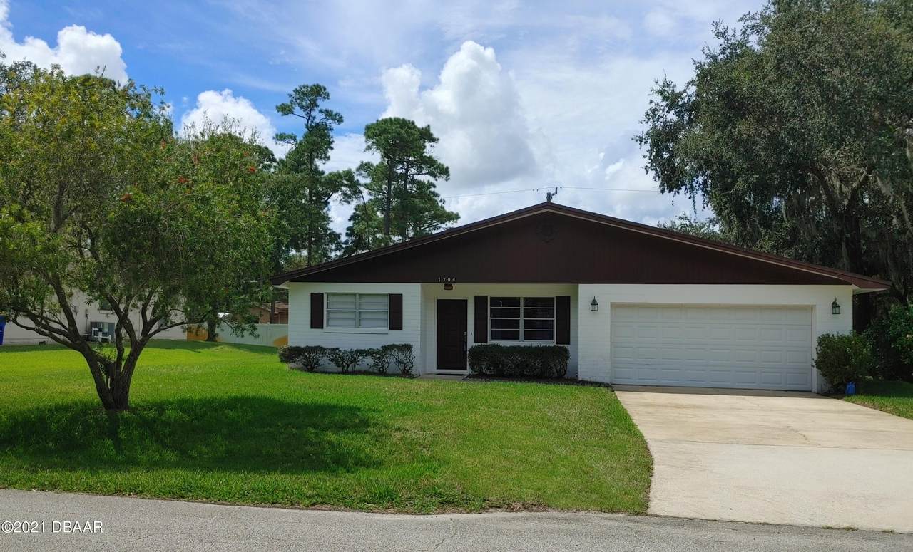 1704 Royal Palm Drive - Photo 1