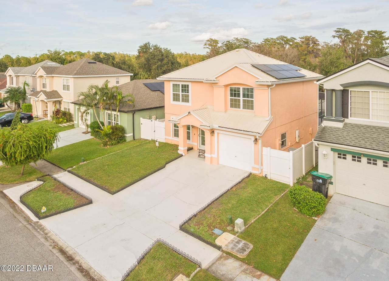 1453 Carey Glen Circle - Photo 1