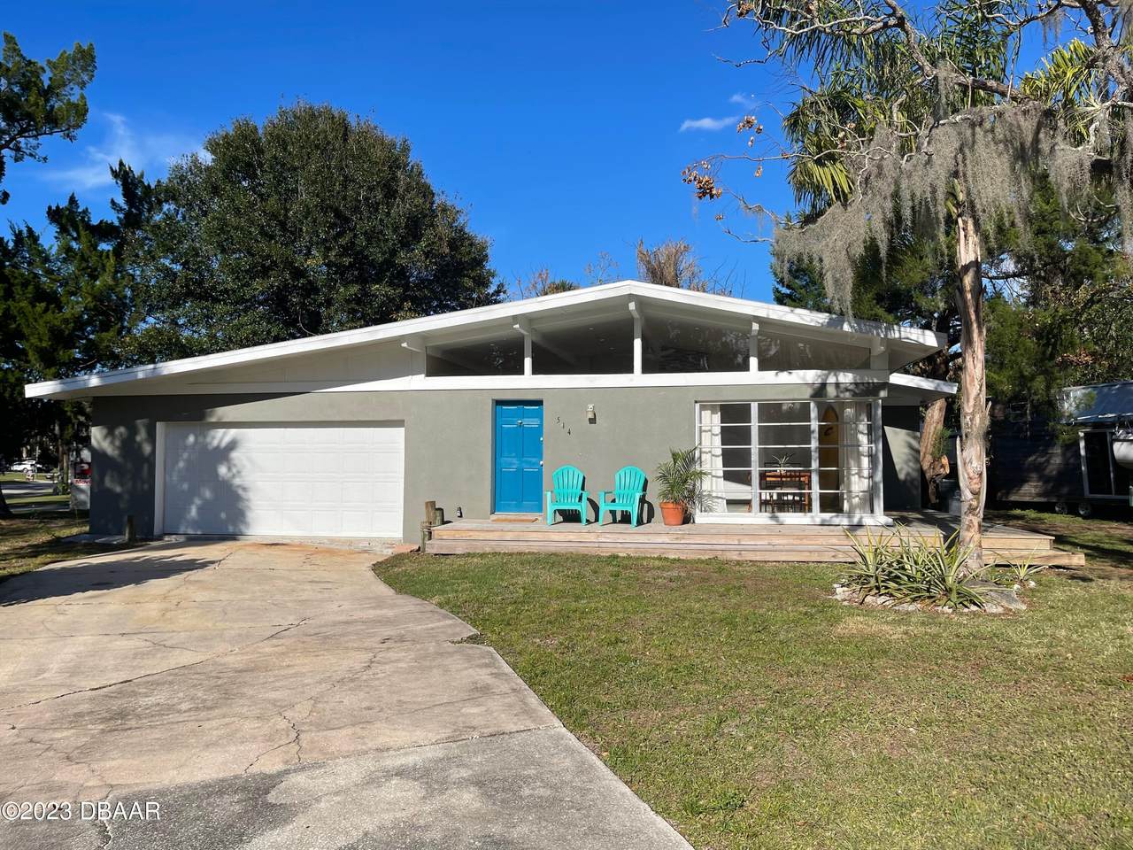 514 Delespine Avenue - Photo 1
