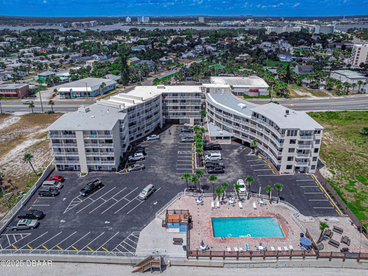 https://bt-photos.global.ssl.fastly.net/daytonabeach/1280_boomver_2_1118093-2.jpg