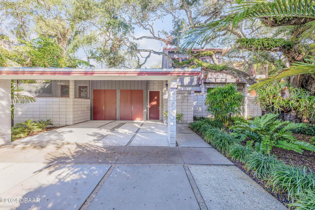 210 Florida Avenue - Photo 1
