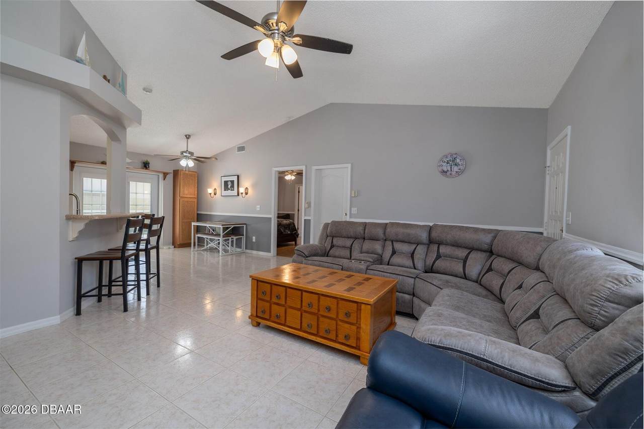 https://bt-photos.global.ssl.fastly.net/daytonabeach/1280_boomver_3_1225420-2.jpg