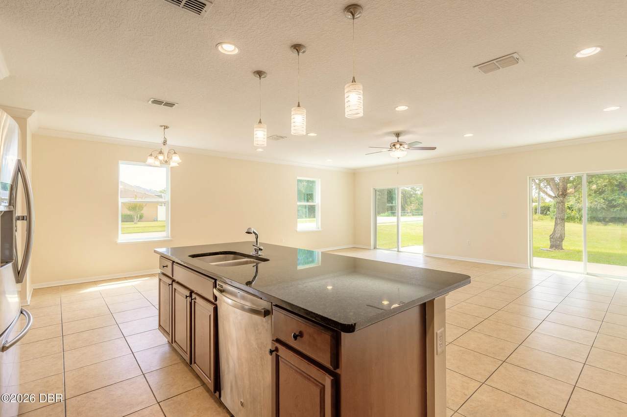 https://bt-photos.global.ssl.fastly.net/daytonabeach/1280_boomver_3_1228878-2.jpg