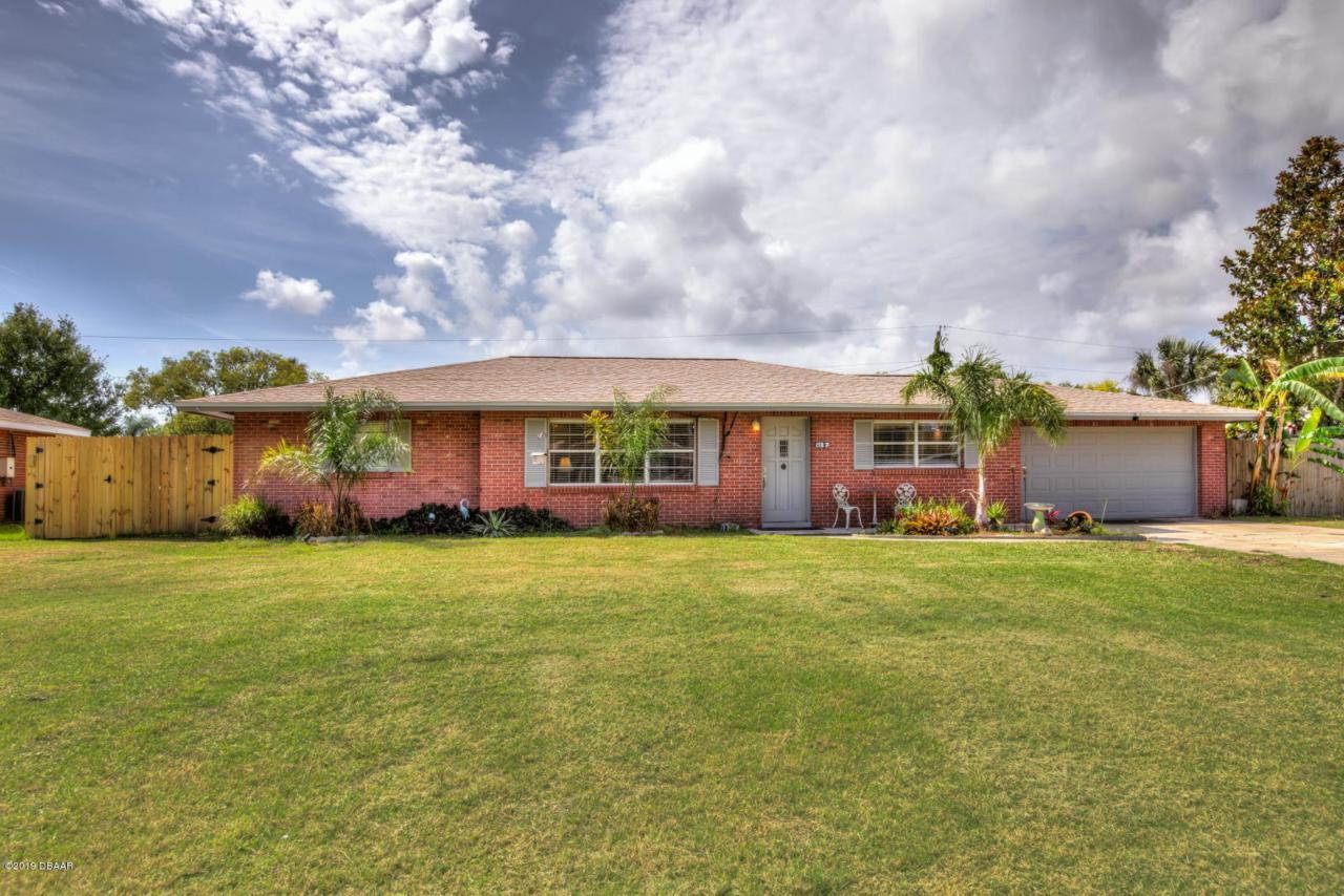 817 Hamlin Drive - Photo 1